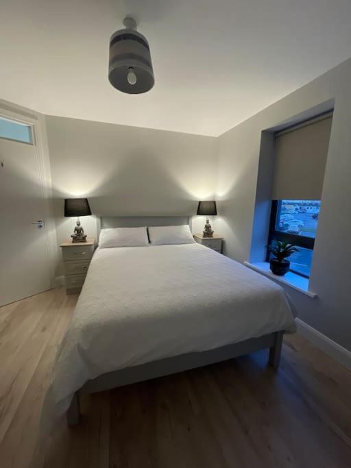 Entire , Centre Apartment *