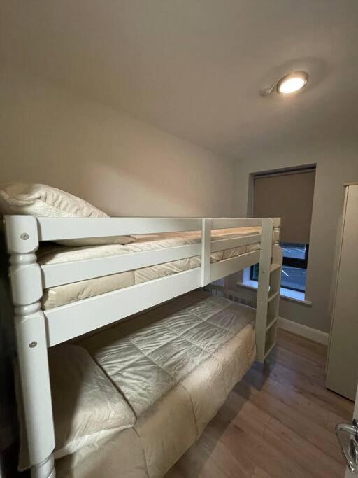 Apartment Entire , Centre